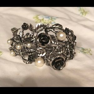 Lane Bryant cuff bracelet Silver & pearls w/ roses